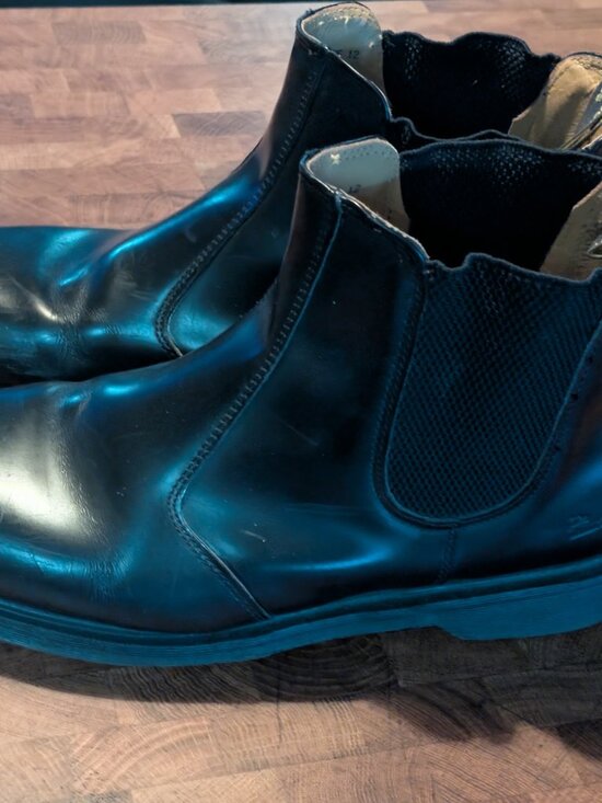 Dr. Martens Made In England 2976 Black Chelsea Boots Men’s Size 13 US/ 12 UK
